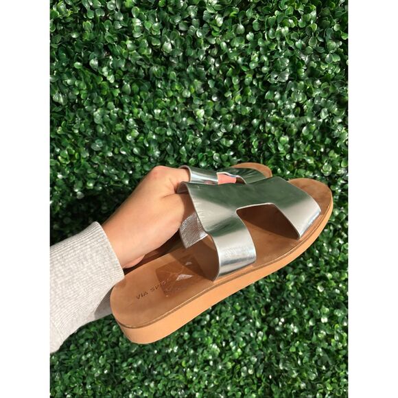 LVia Spiga Blanka silver sandals slides 6.5 gladiator shoes - Picture 1 of 5